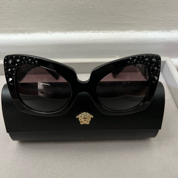 Versace Accessories - Versace Sunglasses